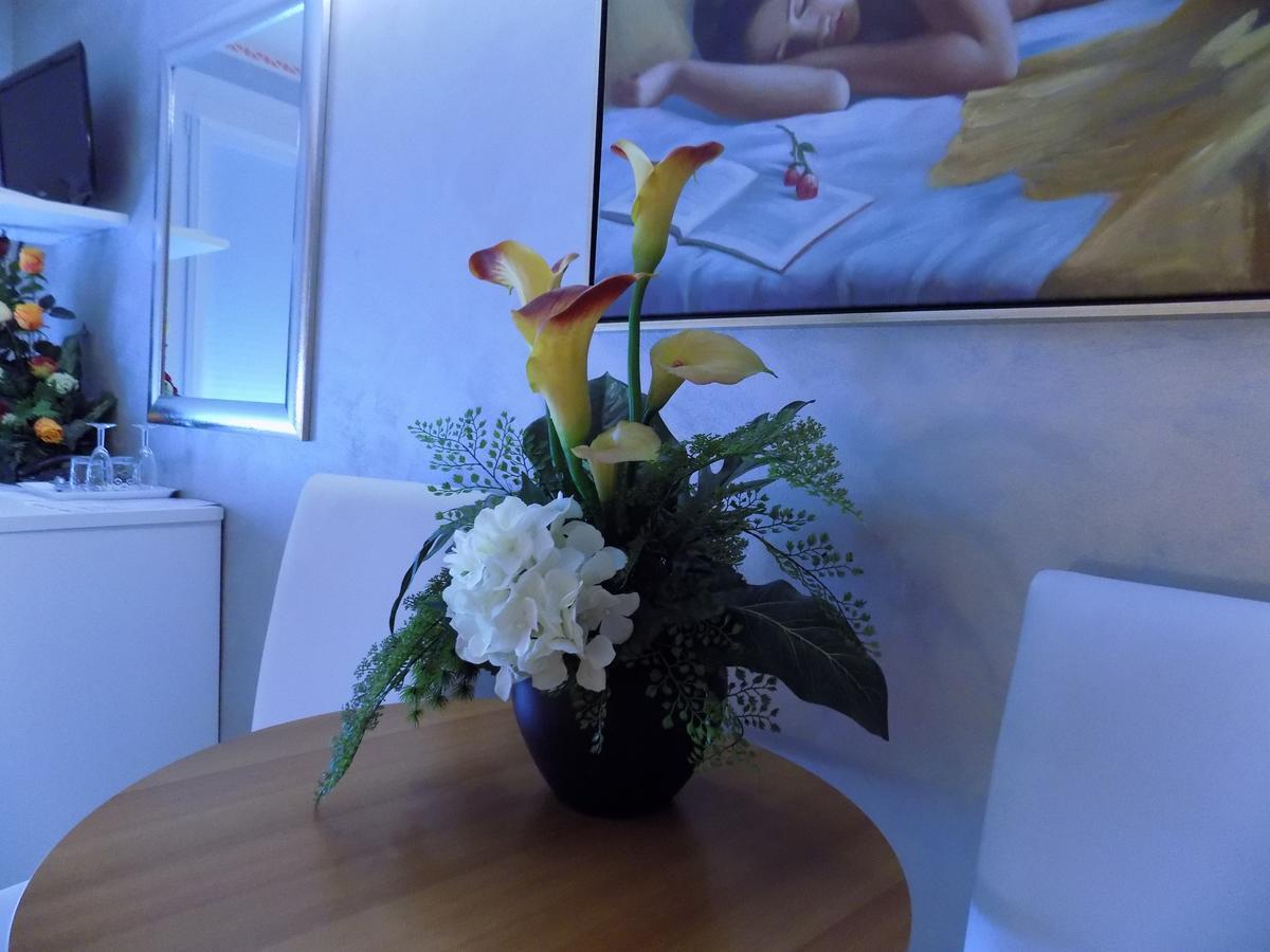 Hotel Residence Sole Fontanafredda Ngoại thất bức ảnh