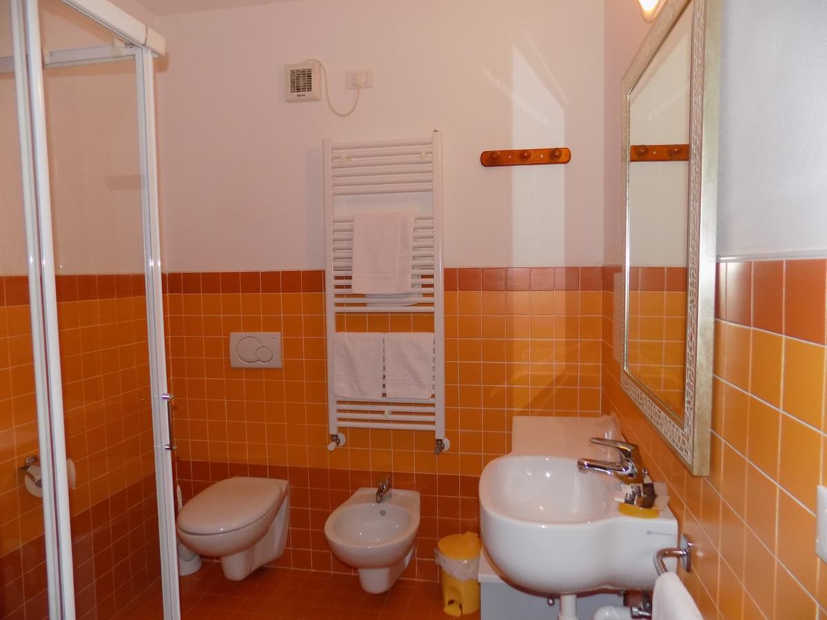 Hotel Residence Sole Fontanafredda Ngoại thất bức ảnh
