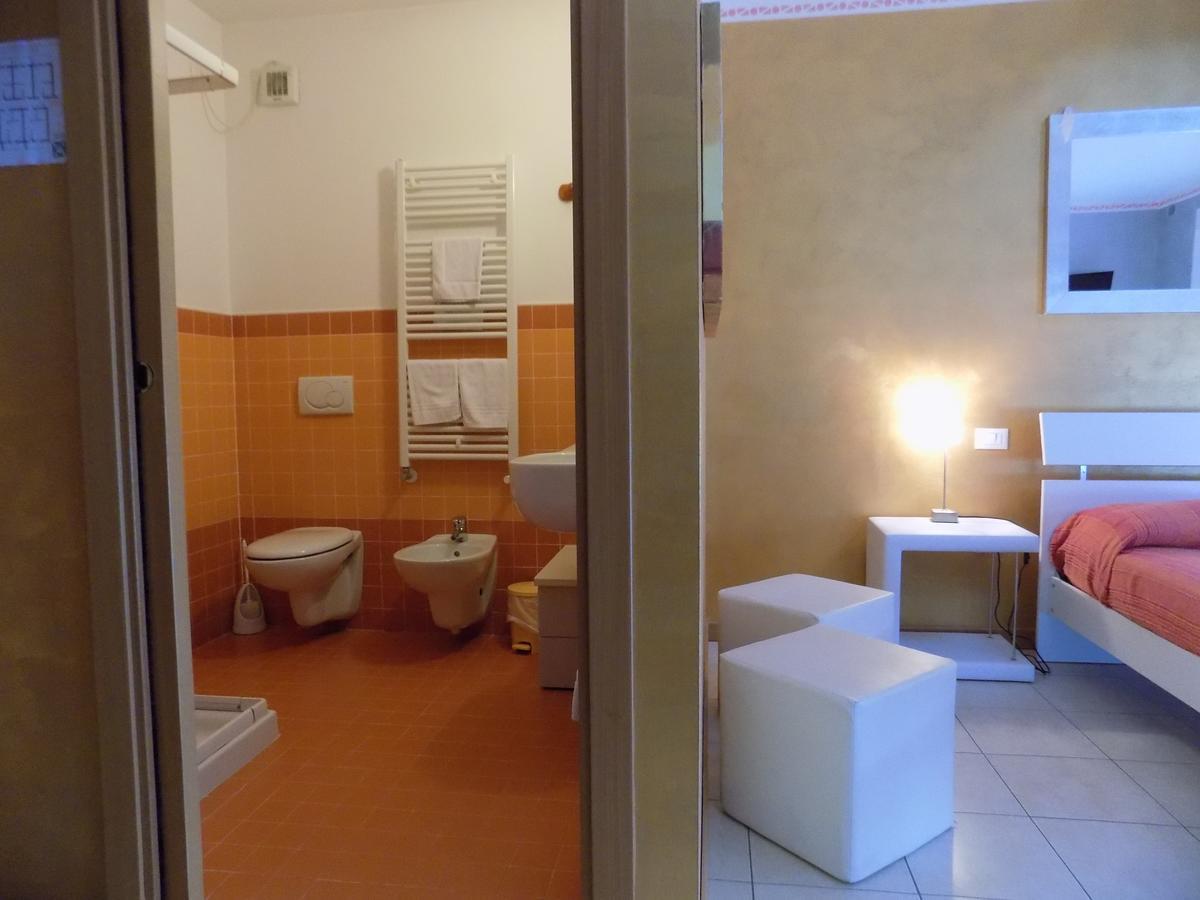 Hotel Residence Sole Fontanafredda Ngoại thất bức ảnh